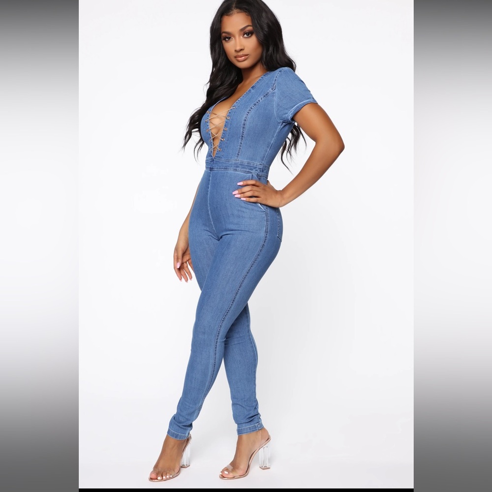 SOLD❌ Fashion nova denim jumpsuit size L